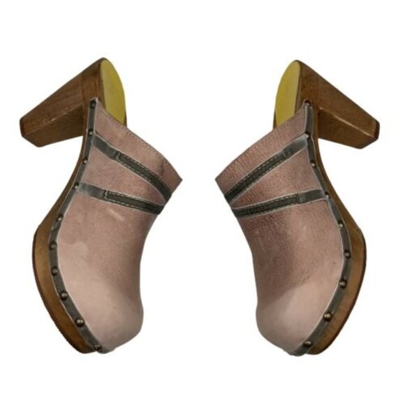 Sanity, Pump heels